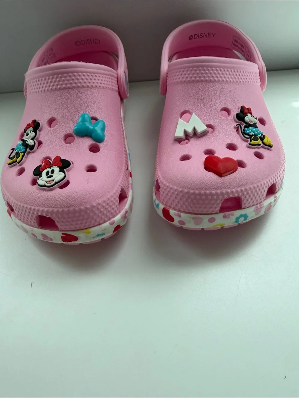 CROCS Kids Pink Minnie Mouse Charm Clogs